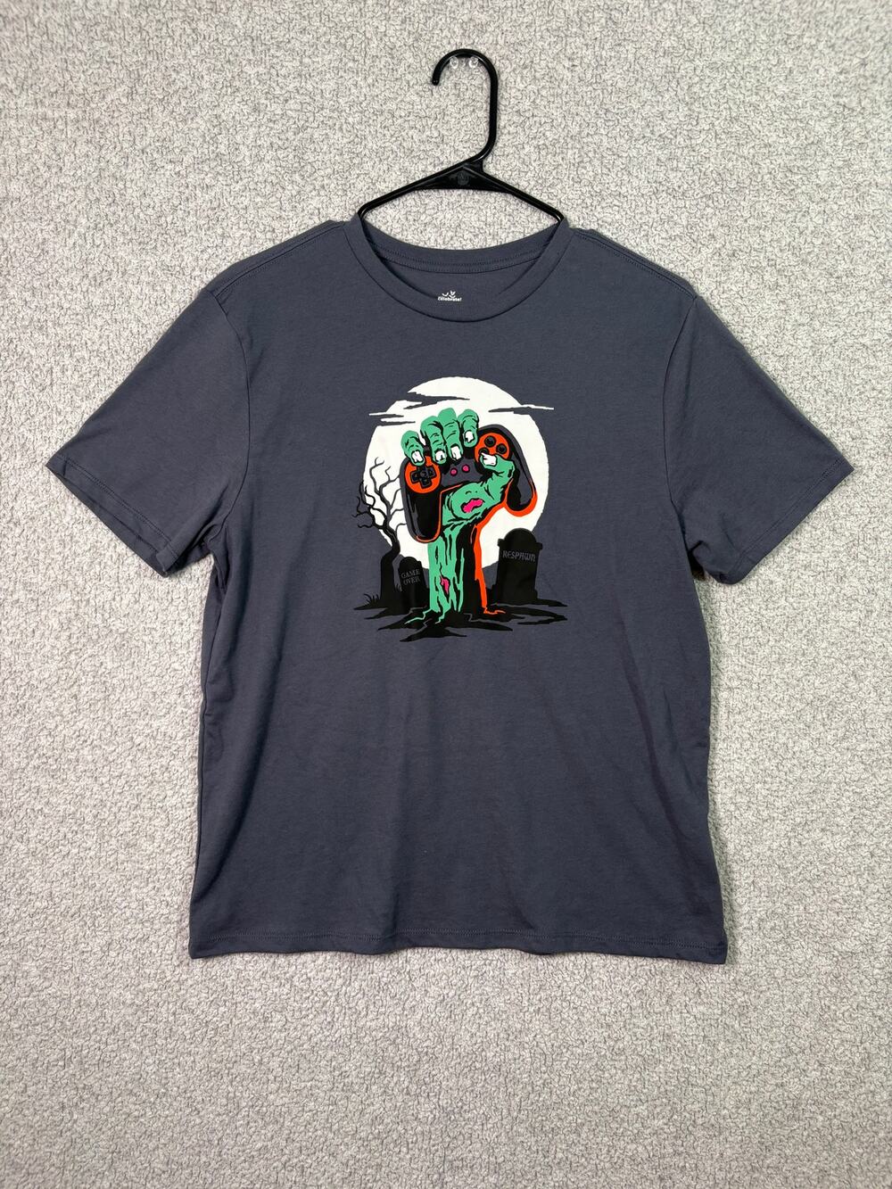 Way to Celebrate Kids XXL 18 Zombie Gamer Halloween Graphic Tee